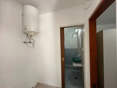 Depto Tipo Casa 2 ambientes con 1 baño