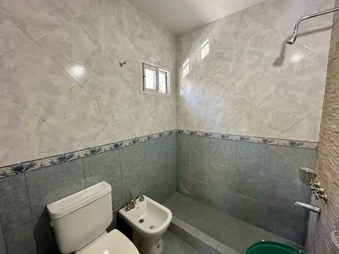 Depto Tipo Casa en Venta con 2 cocheras