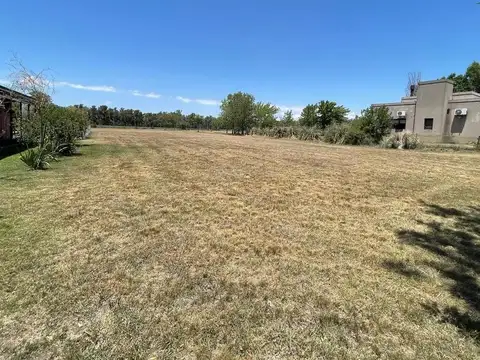 Terreno en Venta en Pilar, USD 43.000