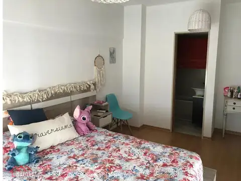 Departamento 4 ambientes con 2 baños
