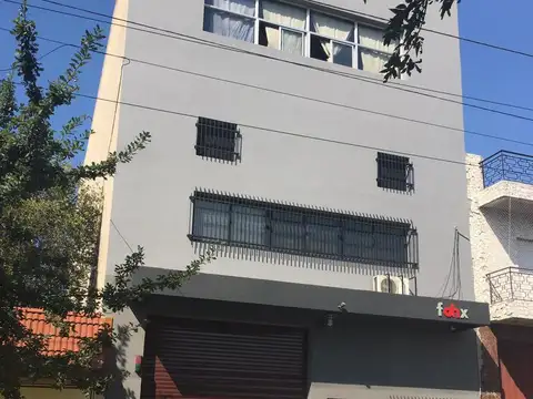 Galpon en Venta en Pompeya, USD 550.000