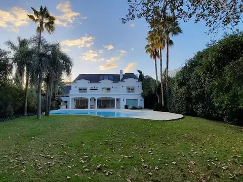 VENTA CASA SAN ISIDRO LAS LOMAS