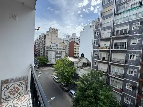 Santa Fe 1800, Piso 4