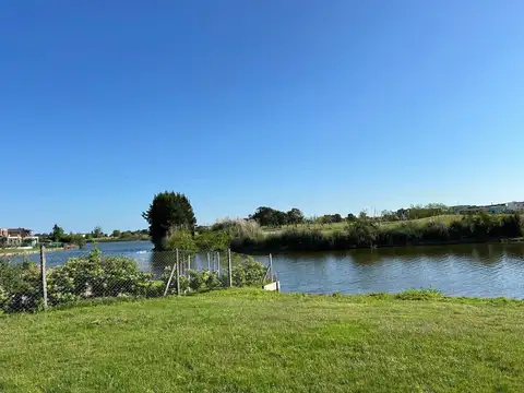 Terreno en Venta en El Cantón - Barrio Islas, USD 120.000