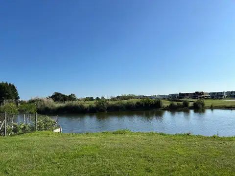 Terreno en Venta 22  mts Frente