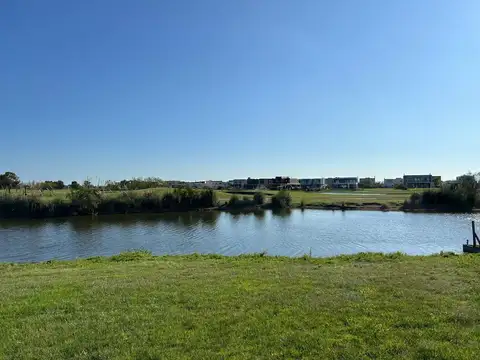 El Cantón, Barrio Islas