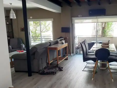 OPORTUNIDAD 4 ambientes c/ terraza y cochera 