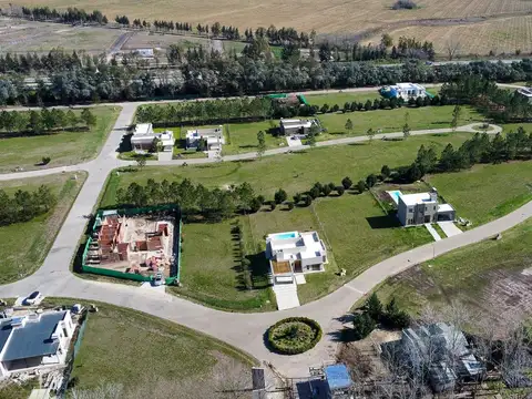 El Cardal II, Los Cardales