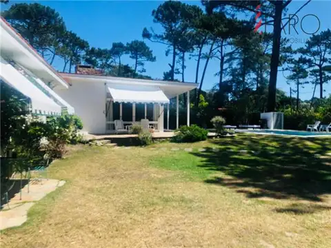 Casa en Alquiler de 5 dormitorios