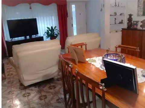 Depto Tipo Casa en Venta 56 años