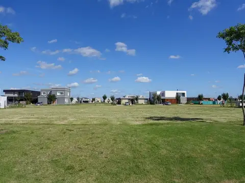 VENTA LOTE FINANCIADO EN PUERTOS DEL LAGO RIBERAS