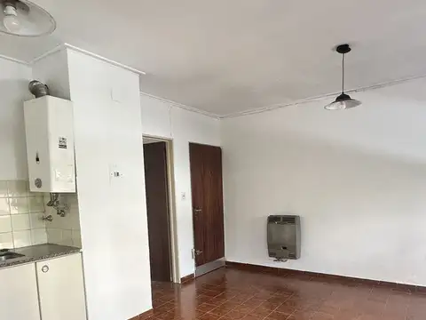 Departamento en Venta en Plaza Moreno, USD 50.000