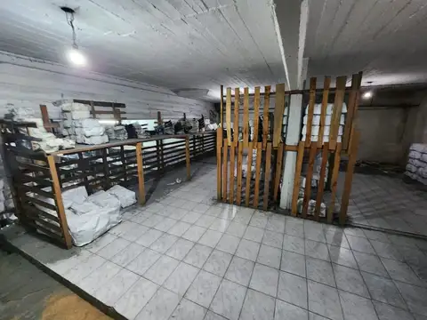 Galpon en Venta 10  mts Frente