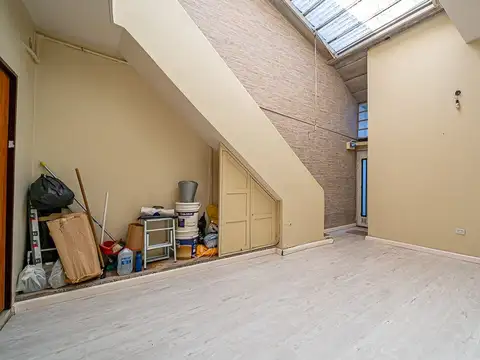 Depto Tipo Casa en Venta 28 años