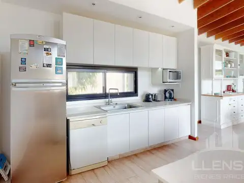 Casa 5 ambientes con piscina en venta - Barrio Golf 2 - Costa Esmeralda