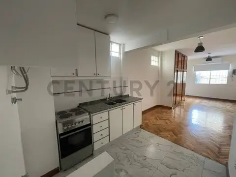 Jose Bonifacio 500, Piso 1