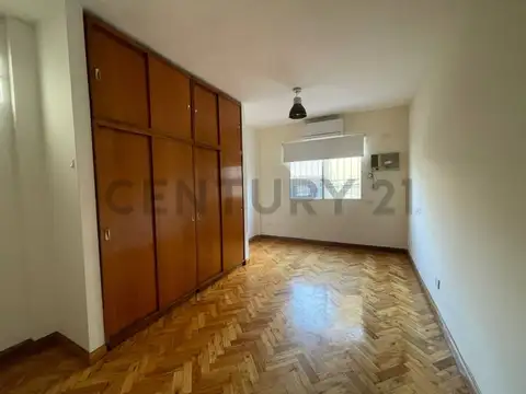 Departamento en Alquiler en Caballito, $ 450.000