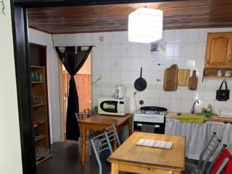Casa 4 ambientes con 1 baño
