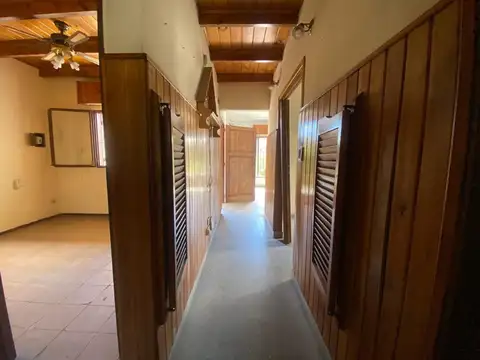 Casa 4 ambientes con 1 baño