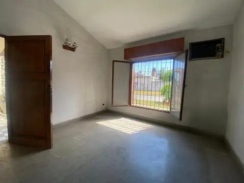 Casa en Venta en Villa Santos Tesei, USD 88.000