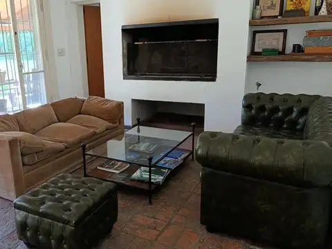 Casa en Alquiler en Pilar, USD 1.900