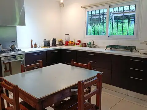 Casa en Alquiler de 3 dormitorios