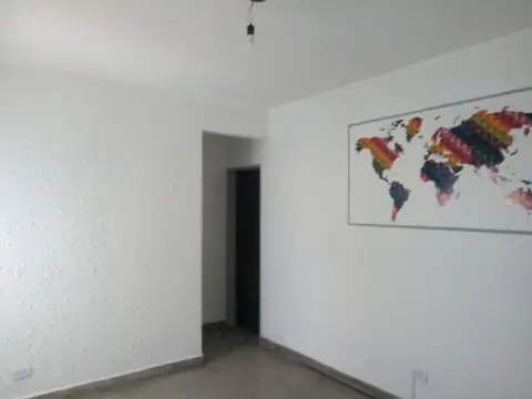 Depto. 2 Amb. C/balcon Reservistas Argentinos Al 500