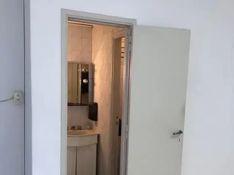 Oficina en Alquiler al Norte