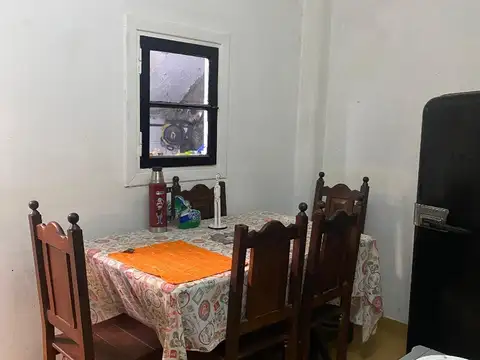 Depto Tipo Casa 4 ambientes con 1 baño