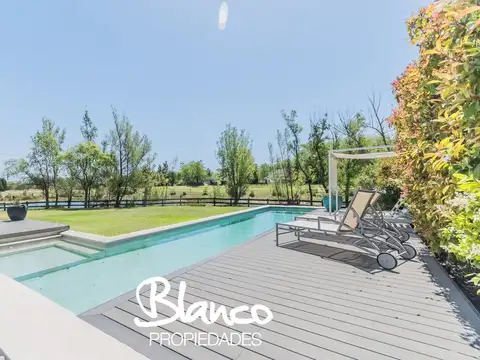 Casa 6 ambientes con 6 baños