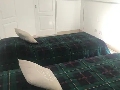 Casa en alquiler temporario - 3 Dormitorios 3 Baños - Pinamar