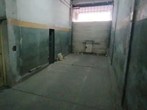 Local en Venta en Flores, USD 550.000