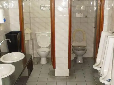 Local en Venta en Avellaneda, USD 800.000