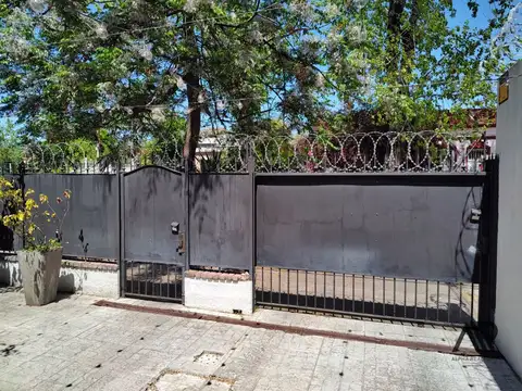 Casa en Alquiler de 4 dormitorios