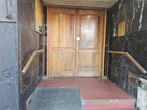 VENTA DEPÓSITO CÉNTRICO EXCELENTE UBICACIÓN