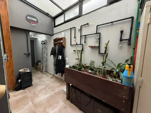 Pacifico Rodriguez al 4800