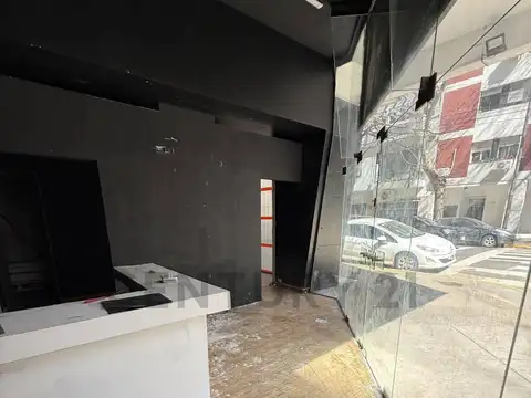 Julian Alvarez 500, Piso 0