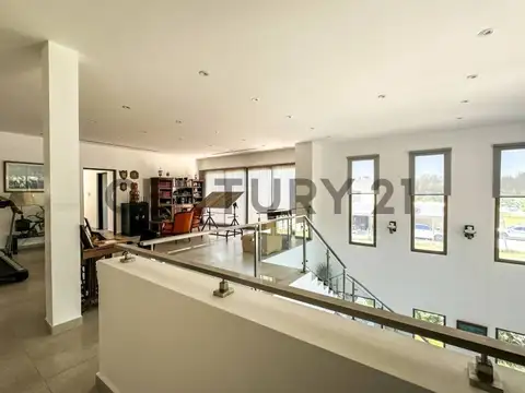 Casa en Alquiler de 5 dormitorios