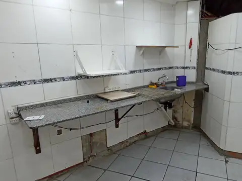 Local en Alquiler en Loma Hermosa, USD 350