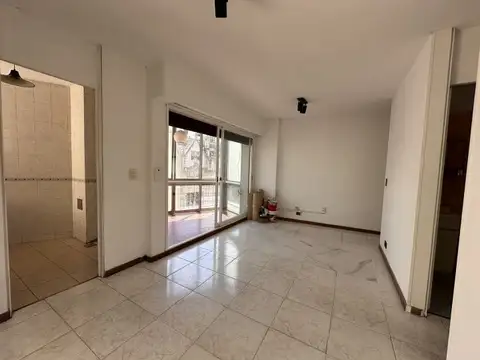 Departamento en Alquiler en Recoleta, $ 700.000