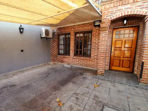Casa en Venta en Olivos Maipu/Uzal, USD 245.000