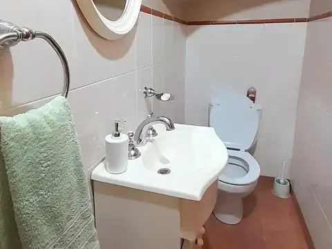 Sólido Dúplex 4 amb con detalles de categoría! Olivos.