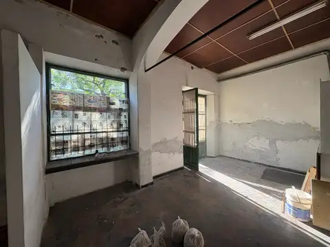 Local en Gualeguaychu