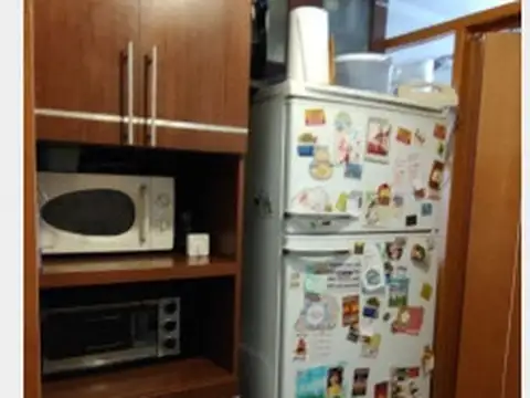 Departamento de 3 ambientes en primer piso al frente