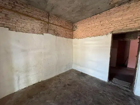 Depto Tipo Casa en Venta 40 años