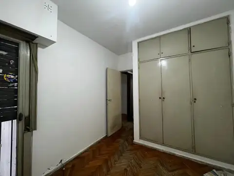 Ruy Diaz De Guzman 100, Piso 2