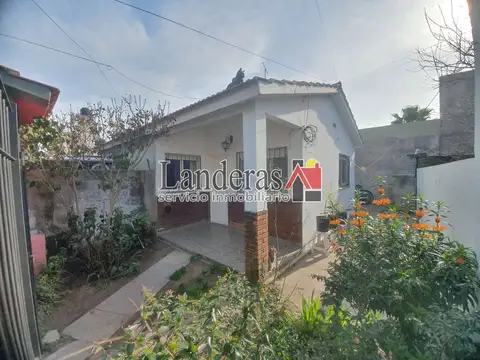 Bonita Casa 3 amb. PH - Todos los Servicios Conectados 