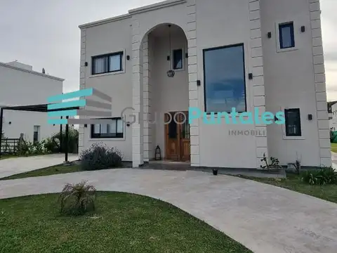 Casa en Venta de 5 dormitorios
