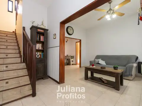 Casa 4 ambientes con 1 baño