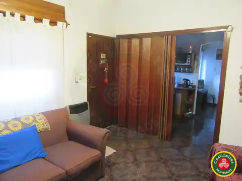 Venta - Casa estilo americano - 3 Dormitorios - Quincho -  APTO CRÉDITO BANCARIO  